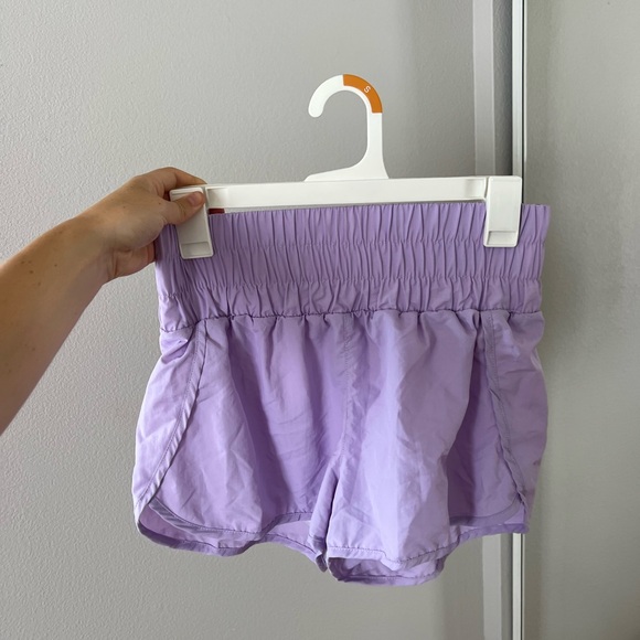 WORKOUT SHORTS - Picture 2 of 7